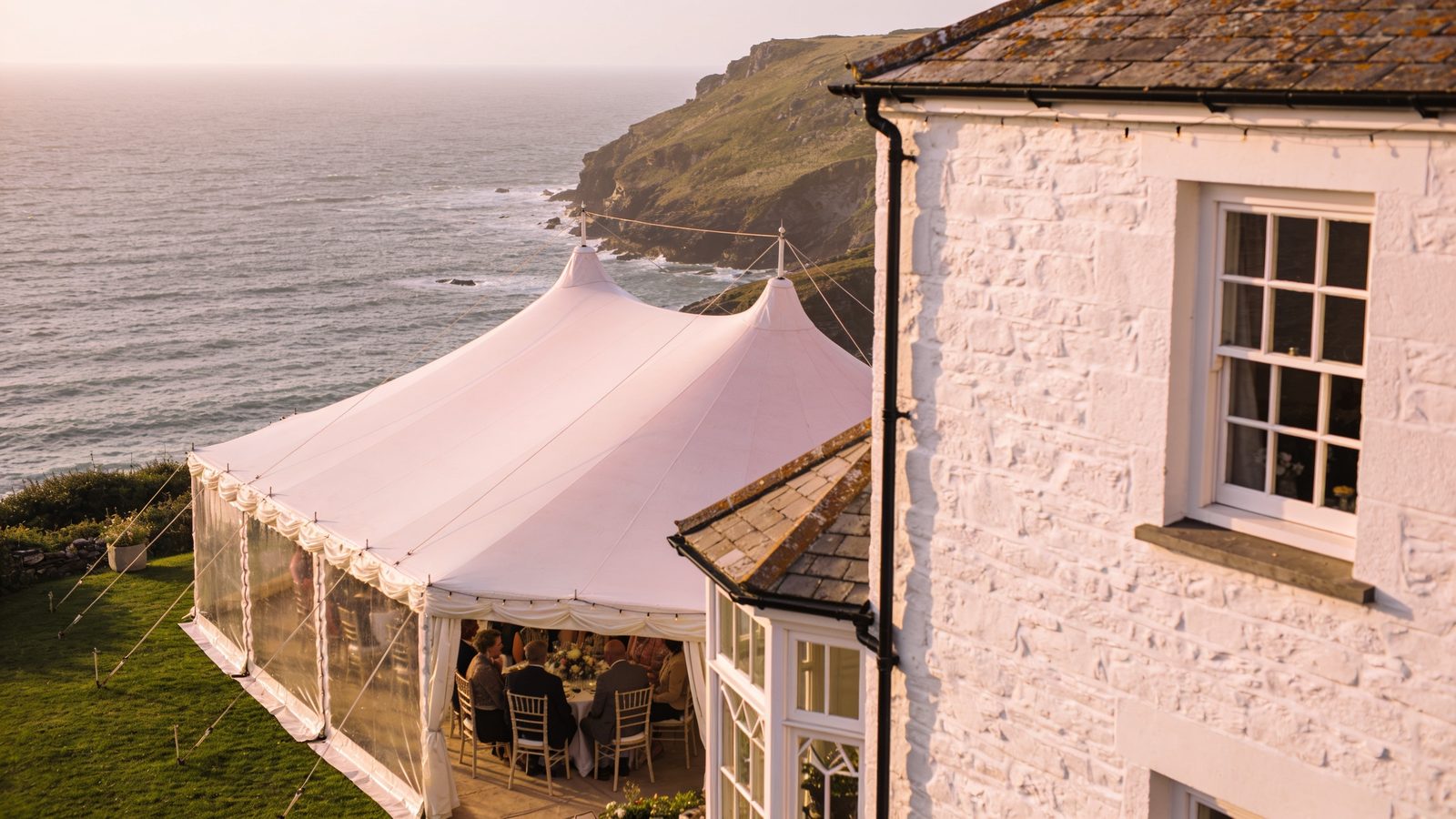 Cotswold Hideaways — wedding venue collection